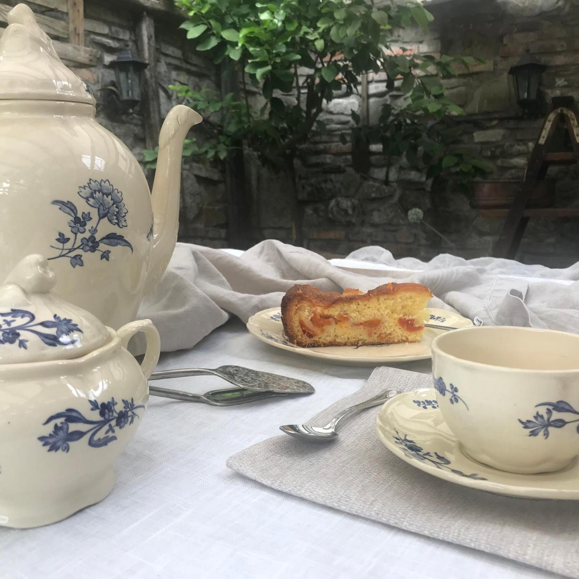 Cascina La Buca Guest House Castello di Serravalle Ngoại thất bức ảnh